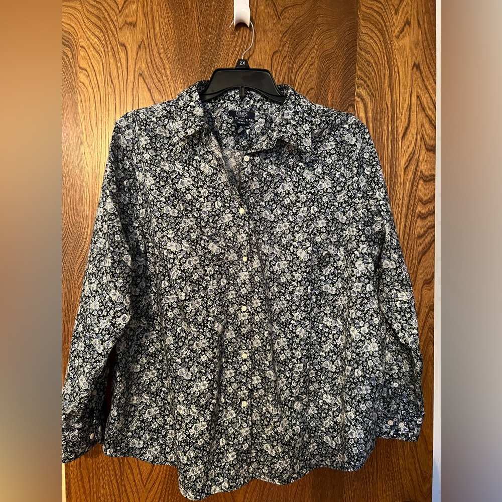 Chaps No Iron blouse, size 2X. Excellent condition